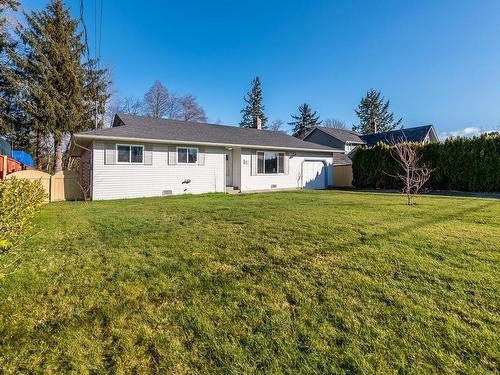  Profile Photos of Victor Anasimiv, Dominion Lending Centres Modern Mortgage Group Comox Valley 203-1978 Cliffe Avenue - Photo 2 of 3