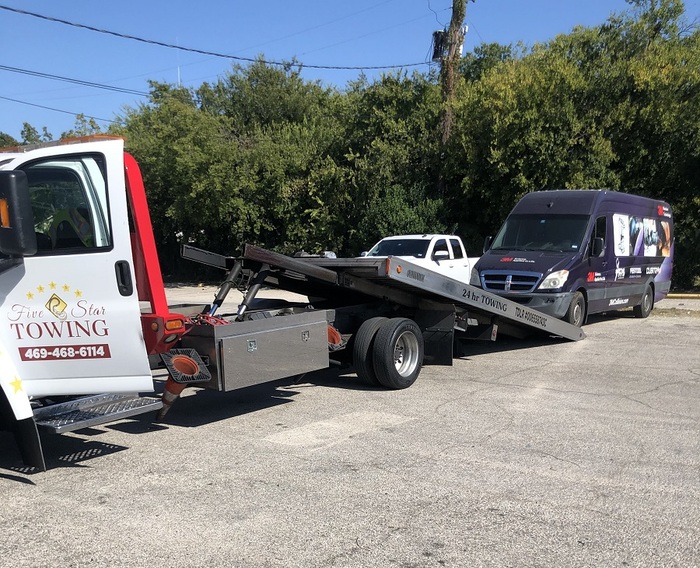  New Album of Five Star Towing 1209 Northwest Hwy #101 - Photo 3 of 6