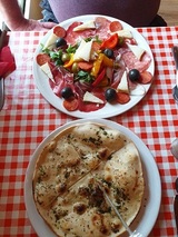 Antonellos, Leyland