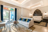  Hilton Salwa Beach Resort & Villas Salwa Road exit 86, Learaig Interchange 