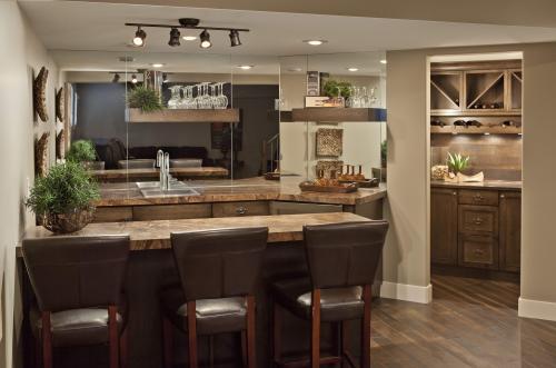  Profile Photos of Woodmaster Cabinets 5105 76A Street Close #5 - Photo 4 of 4