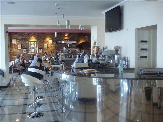  Profile Photos of Eastbourne Riviera 26 Marine Parade - Photo 3 of 10