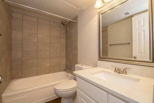  Profile Photos of Aberdeen at Bellmar Apartments 10843 N Central Expy - Photo 4 of 4