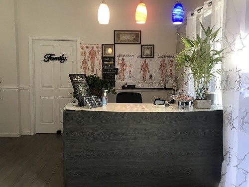  Profile Photos of Healing Spa & Massage 2695 North Military Trail - Photo 3 of 3