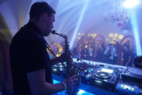  Profile Photos of Top DJ MÃ¼nchen GermaniastraÃŸe 19 - Photo 2 of 4