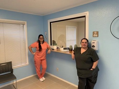  Profile Photos of CLINICA HISPANA RUBYMED 209 W 8th St - Photo 2 of 4