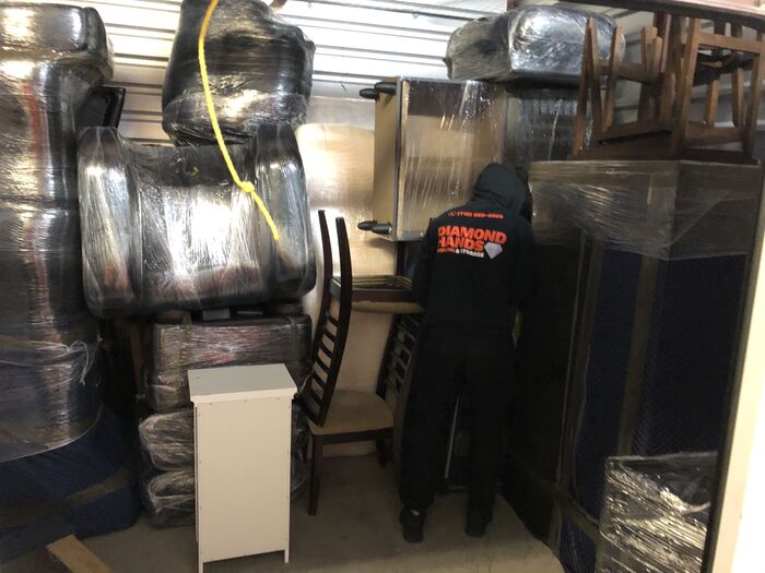  New Album of Diamond Hands Moving & Storage NYC 65 south 11th street Suit 5C - Photo 3 of 5