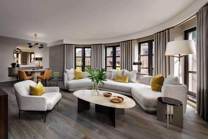  The Hazelton Hotel of The Hazelton Hotel 118 Yorkville Ave - Photo 3 of 6