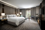  The Hazelton Hotel 118 Yorkville Ave 