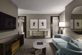  The Hazelton Hotel 118 Yorkville Ave 