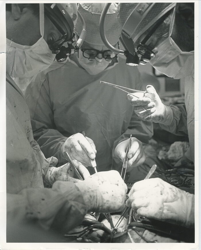  Profile Photos of Cardiothoracic and Vascular Surgeons 1010 West 40th Street - Photo 4 of 7