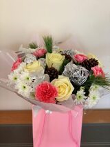  Ellie Powers Flowers 26 Shamrock Way Hythe Marina Village, Hythe 