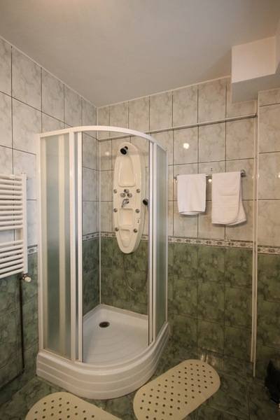  Profile Photos of Happy Day Pension STR.  LUNGA, NR 2D - Photo 12 of 16