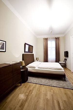  Profile Photos of viennaresidence | business rental apartments Mariahilferstrasse 124/10 - Photo 4 of 13