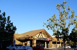 Safeway at 2 minutes drive to the north of Walnut Creek Dentists, Walnut Creek Dentists, Walnut Creek