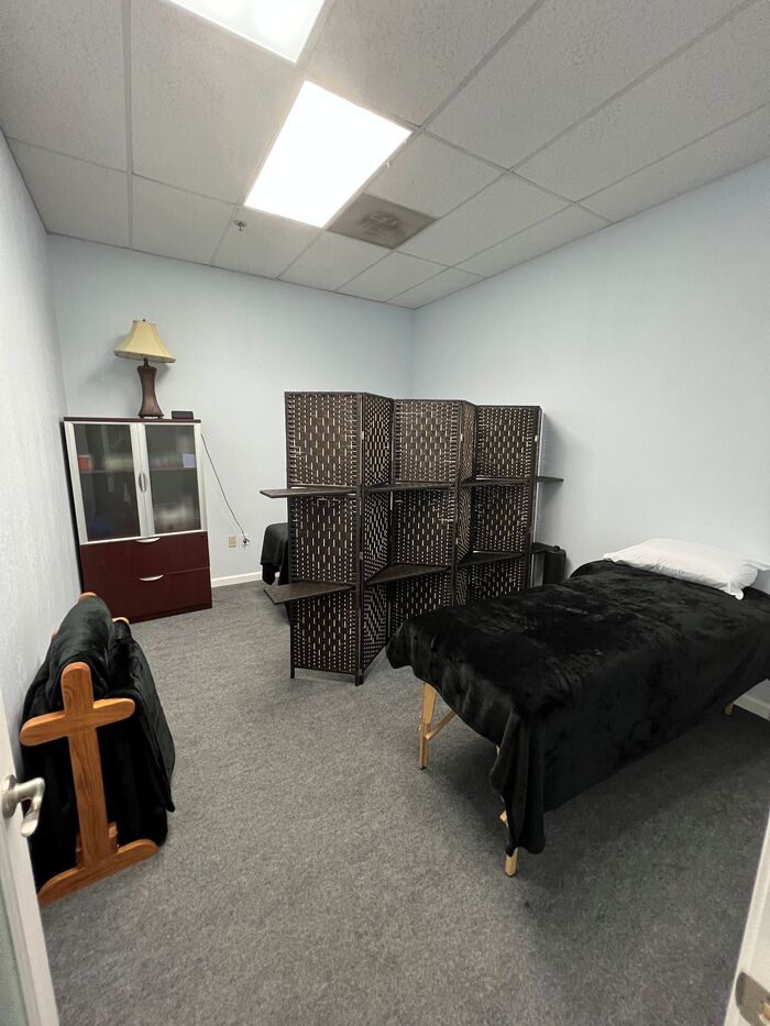 Optimal Healing Solutions of Optimal Healing Solutions 1914 S Power Rd - Photo 4 of 8