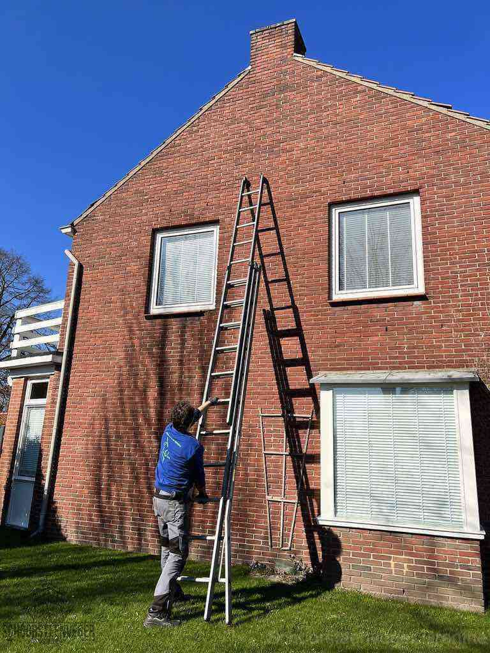  Profile Photos of Schoorsteenveger Drenthe Echtenseweg 13A - Photo 2 of 4