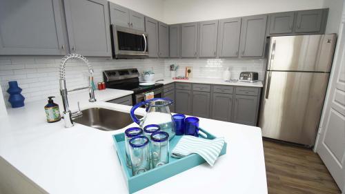  Profile Photos of NoA on McNeil Townhomes + Flats 6280 McNeil Drive - Photo 4 of 4