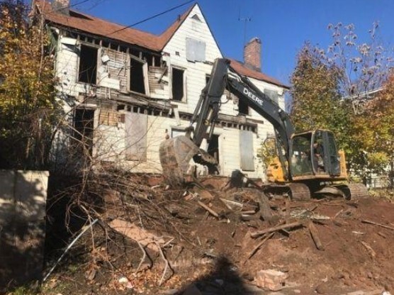  New Album of Bella Demolition and Contracting Services 600 Grant St., Ste 4949-A - Photo 6 of 10