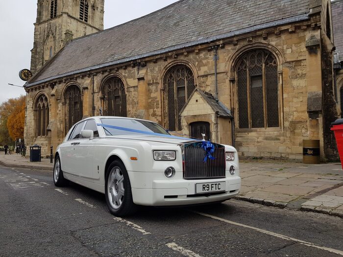  New Album of Wedding Cars Hire Cheltenham Harley House, 29 Cambray Place - Photo 4 of 6