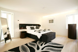  Decor Elegant 32 Gundulph road 