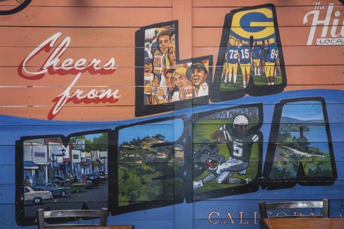  Profile Photos of The Hills Pub 8758 La Mesa Blvd - Photo 4 of 4