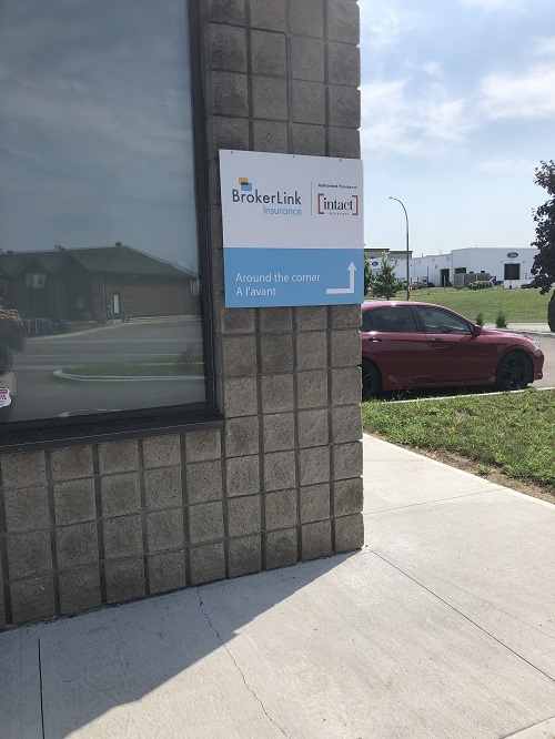  New Album of BrokerLink 2885 Chamberland St, Unit A - Photo 2 of 4