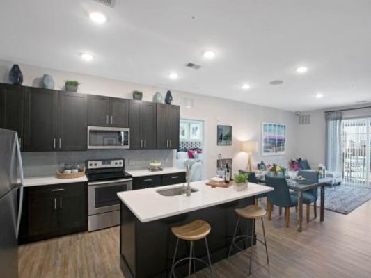  Profile Photos of Parc at Roxbury 400 Cardinal Court - Photo 2 of 4