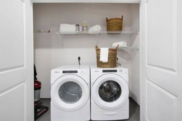  Profile Photos of Parc at Roxbury 400 Cardinal Court - Photo 3 of 4