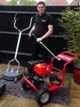  WILKINS POWER CLEAN (Cambridge) of WILKINS POWER CLEAN (Cambridge) 28 Garden Walk - Photo 3 of 4