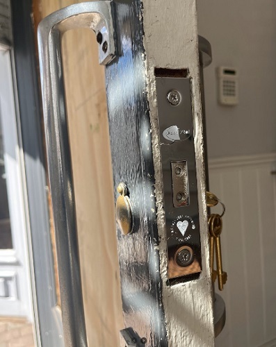  New Album of First Call Locksmith - Locksmith Southampton 20 Carlton Road - Photo 2 of 2