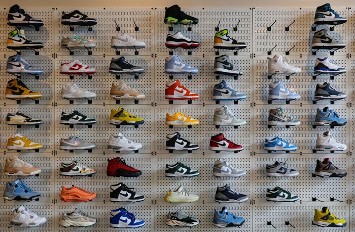  Profile Photos of Shoe Minds 1601 Bond St STE 288 - Photo 2 of 3