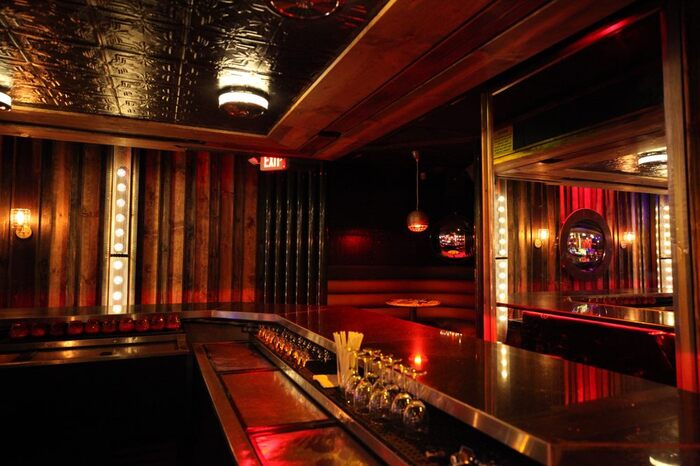  Circle Bar of Circle Bar 2926 Main St - Photo 4 of 17