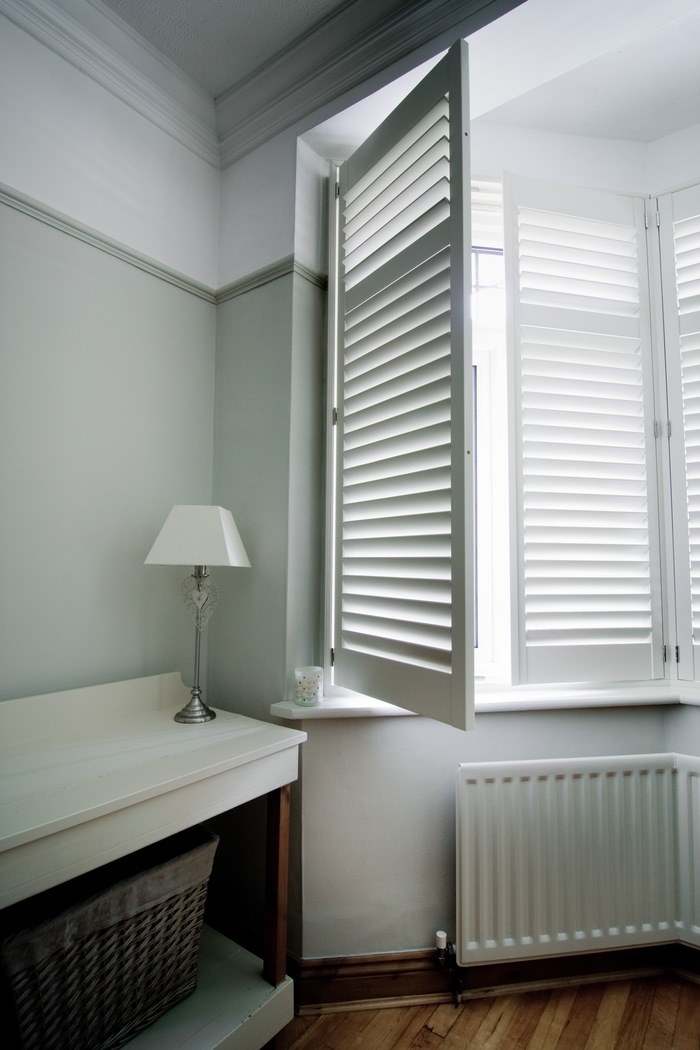  New Album of Lafayette Shutters 27 Oaken Wood Road, Thorpe Hesley - Photo 4 of 21