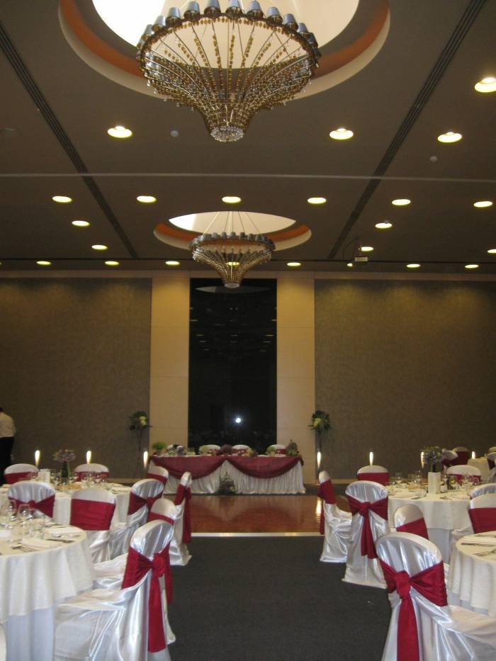  Profile Photos of GOLDEN TULIP ANA DOME HOTEL 129, OBSERVATORULUI STREET - Photo 15 of 16