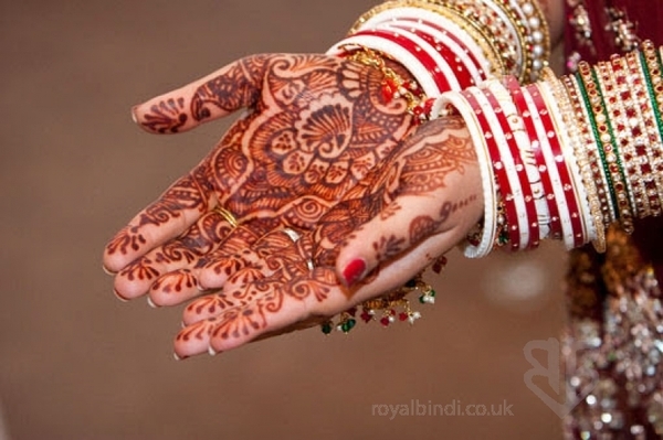  Profile Photos of Royal Bindi | asian wedding photography and videography London Normanshire drive, E4 9hf - Photo 4 of 7