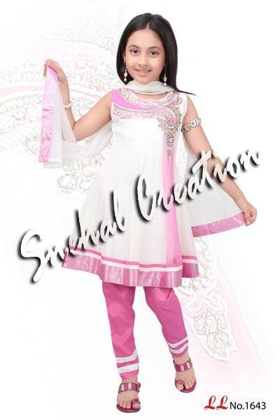  Profile Photos of SNEHAL CREATION 113/6, Maganlal House, Behind Metro Showroom, Malad (W) - Photo 8 of 12