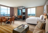  DoubleTree by Hilton Surabaya Tunjungan St No.12 