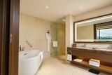  Hilton Clark Sun Valley Resort Jose Abad Santos Ave 