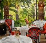 Experience the Spanish and International delights at our restaurant Es Castell to become a culinary gourmet. Castillo Hotel Son Vida C/Raixa 2, Urbanization Son Vida 