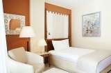 The Deluxe Single Room guarantees an exclusive ambience and utter privacy. The St. Regis Mardavall Mallorca Resort Passeig Calvia s/n 