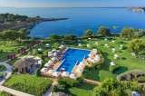A paradise on earth. The St. Regis Mardavall Mallorca Resort Passeig Calvia s/n 