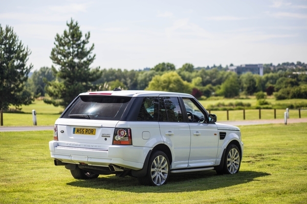  Profile Photos of Chauffeur Ride 1 westview drive,Woodford Green - Photo 1 of 1