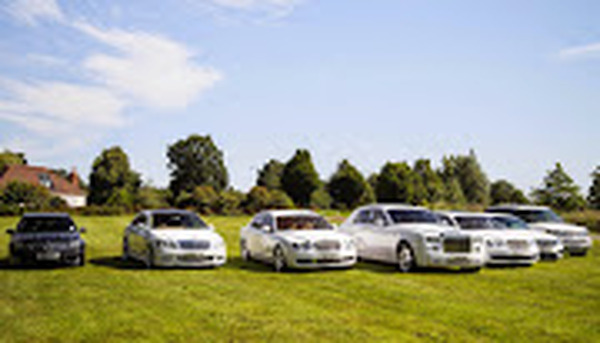  Pricelists of Chauffeur Ride 1 westview drive,Woodford Green - Photo 1 of 1