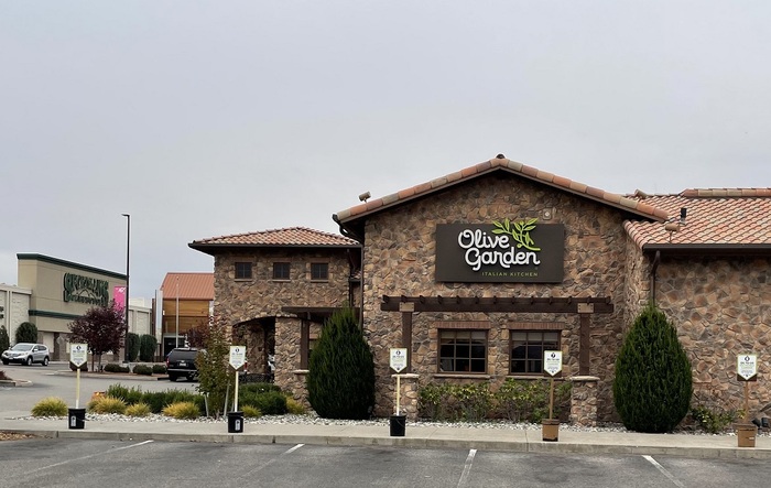 Olive Garden Italian Restaurant few paces to the south of East Wenatchee dentist Webb Dental Care Places near Webb Dental Care of Webb Dental Care 703 Valley Mall Pkwy - Photo 2 of 5 Olive Garden Italian Restaurant few paces to the south of East Wenatchee dentist Webb Dental Care Places near Webb Dental Care of Webb Dental Care 703 Valley Mall Pkwy - Photo 2 of 5