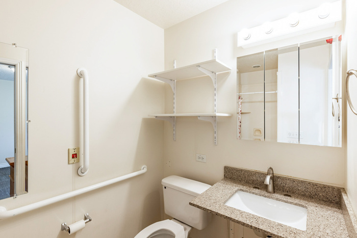 Profile Photos of Country Care Assisted Living 533 S 950 W - Photo 4 of 20