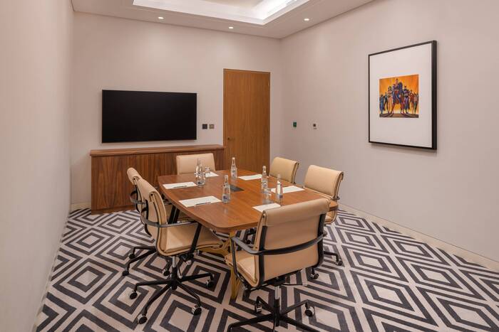  Profile Photos of The WB Abu Dhabi, Curio Collection by Hilton Yas Bay, Yas Island - Photo 15 of 15