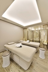  Hilton Bahrain Building 4672, Road 2468, Block 324 