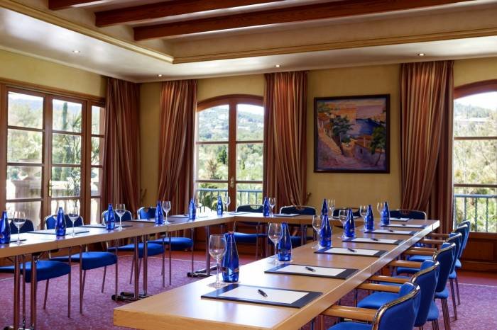 The meeting room Dragonera, with a capacity for up to 45 people, offers a stunning view from the terrace to the beautiful pool area. Profile Photos of Sheraton Mallorca Arabella Golf Hotel Carrer de Vinagrella, Urbanization Son Vida - Photo 1 of 23 The meeting room Dragonera, with a capacity for up to 45 people, offers a stunning view from the terrace to the beautiful pool area. Profile Photos of Sheraton Mallorca Arabella Golf Hotel Carrer de Vinagrella, Urbanization Son Vida - Photo 1 of 23