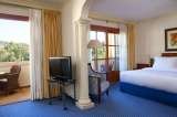 Our lavish Junior Suites provides a fitting amount for you to relax. The elegant dÃ©cor guarantees an exclusive Majorcan ambience. Sheraton Mallorca Arabella Golf Hotel Carrer de Vinagrella, Urbanization Son Vida 